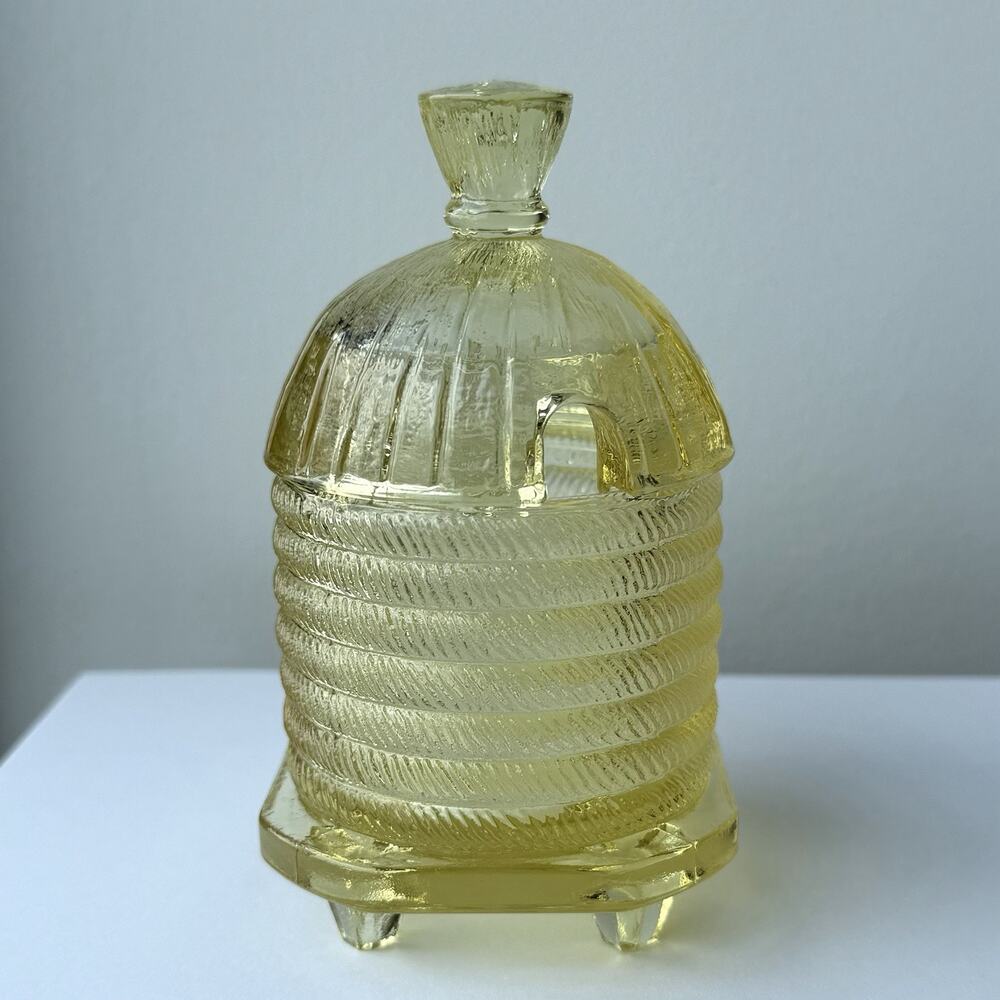 LE Smith Glass Yellow Lidded Beehive Honey Pot Footed Jar Vintage